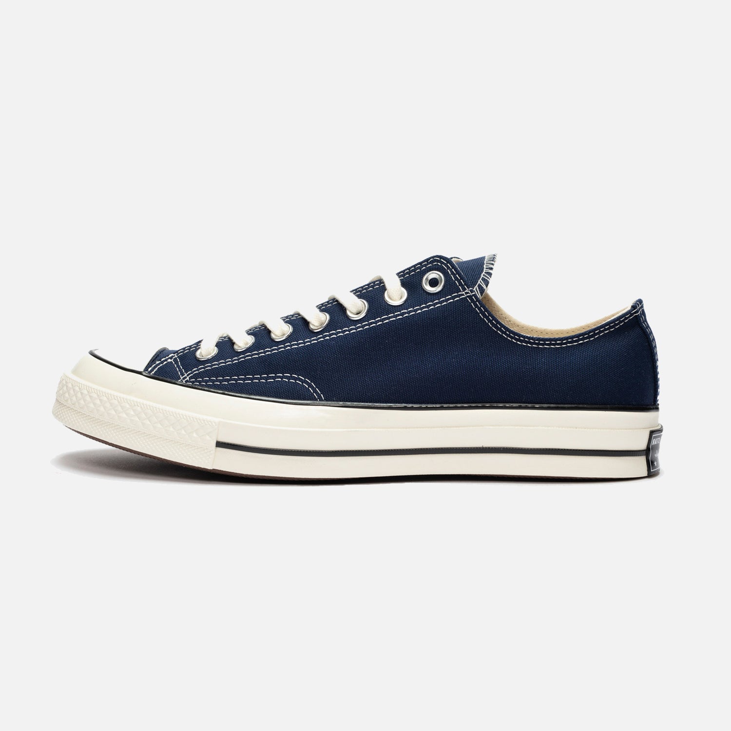 Converse navy heart chuck low trainer online