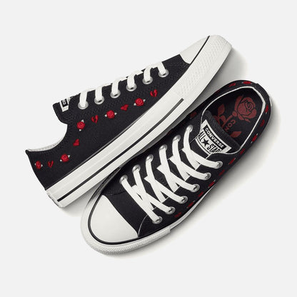 Converse Chuck Taylor Broken Hearts And Roses  Low Top Black