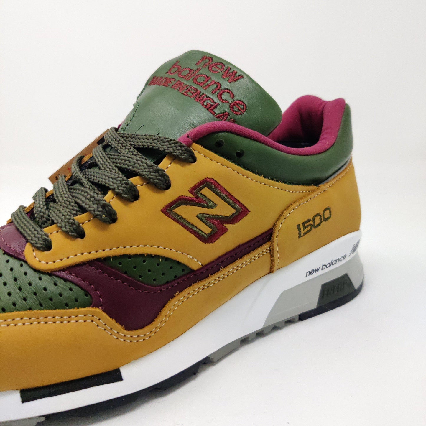 Men's New Balance 1500 TGB Brown Suede Trainers