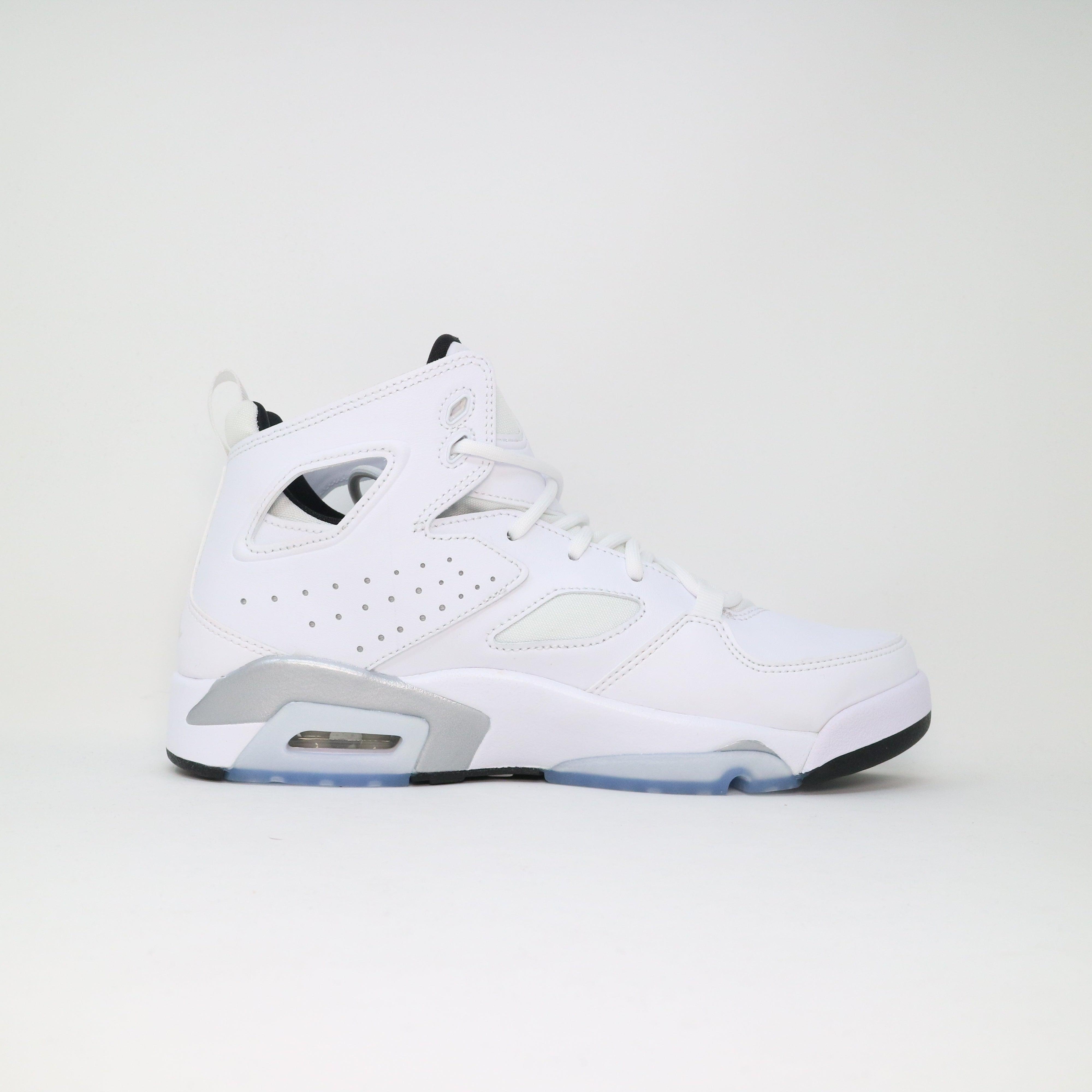 White flight jordans Clearance