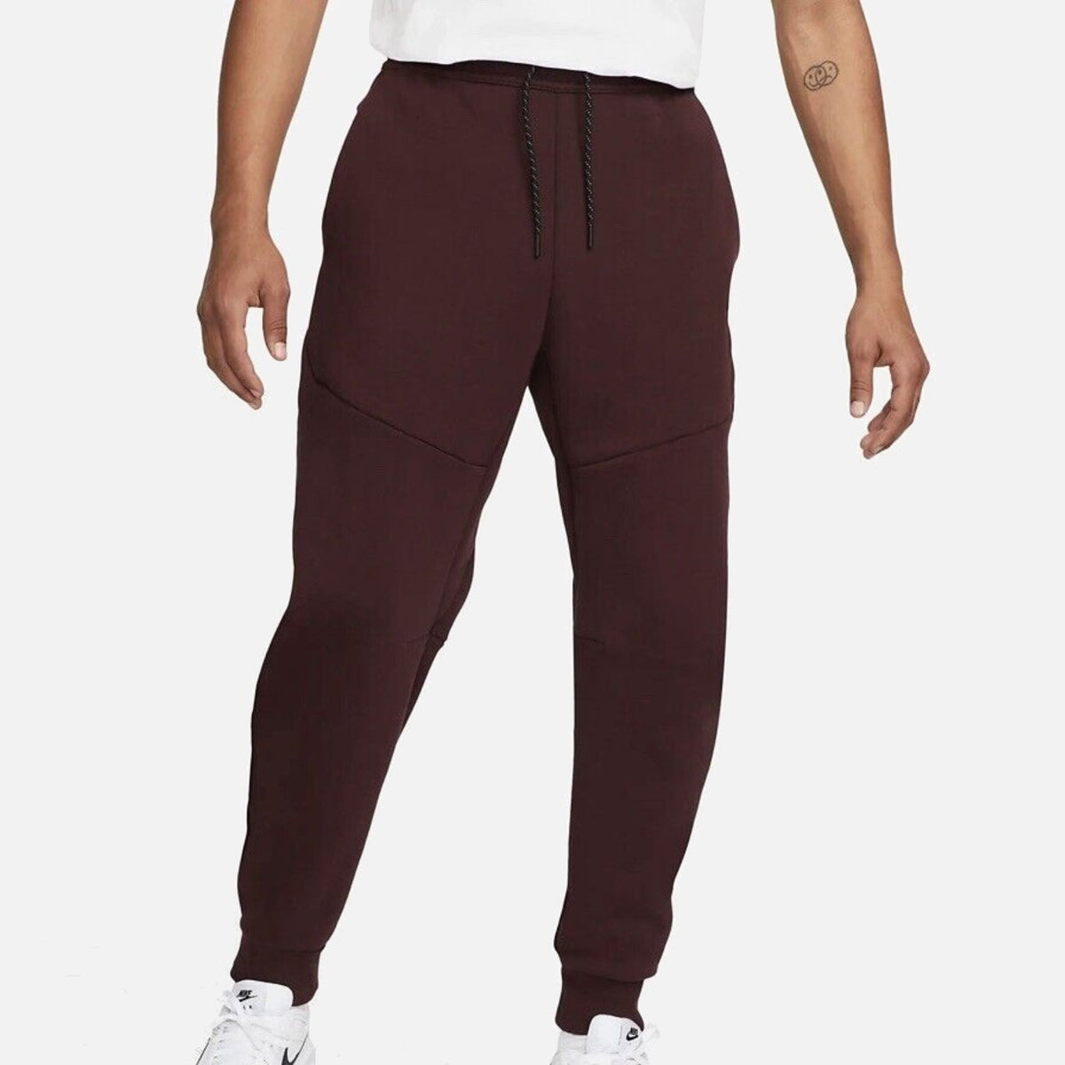 Men's Nike Tech Fleece Engineered Tracksuit Bottoms Maroon